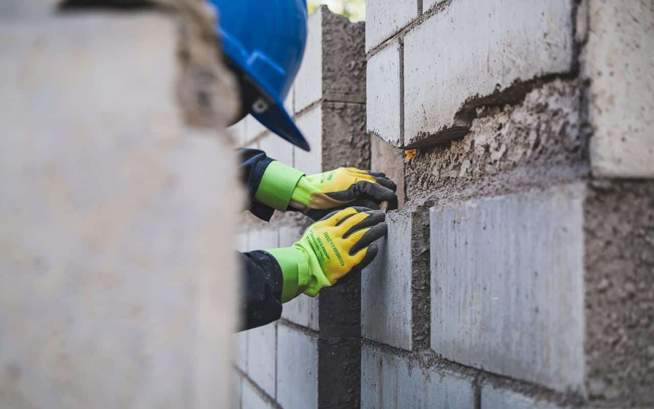 Quando i muri lasciano passare il freddo: 8 metodi per rimediare