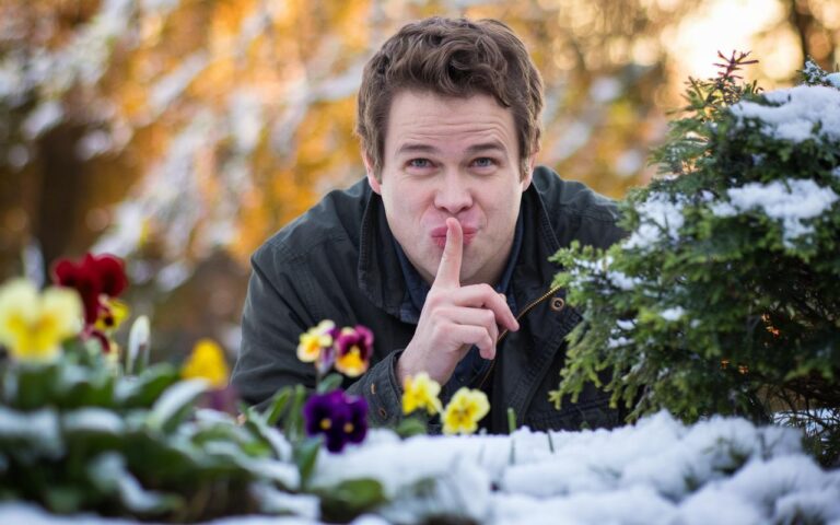 Il segreto dei giardinieri astuti per un giardino colorato anche in pieno inverno